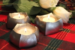 147-ThreeTeaPlaid-Rose-LeftSmall File-800x600