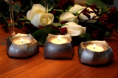 150-ThreeTeaWoodFlowersSmallFile-800x600