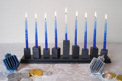 90-Menorah-HolidaySmallFile-800x600